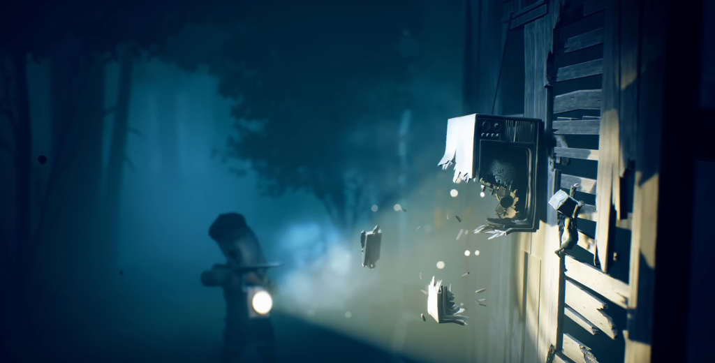 Шестой из Little Nightmares II карабкается по стене дома