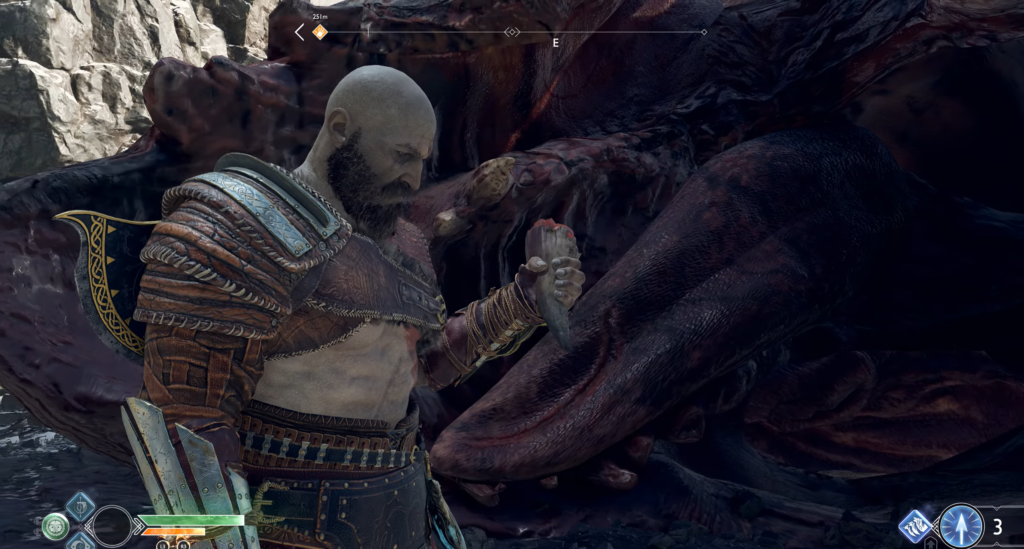 Кратос из God of War держит сердце зверя