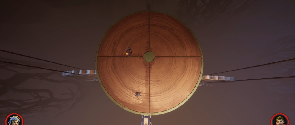 Персонажи бегут по круглой деревянной платформе сверху