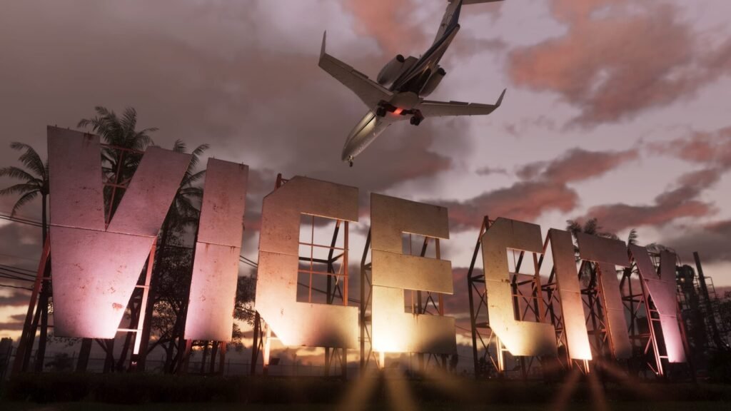 Самолёт пролетает над вывеской Vice City на закате